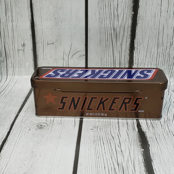 Mini Snicker's Candy Edition Tin - Picture 2 of 11